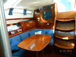 Beneteau Center Cockpit 42 full