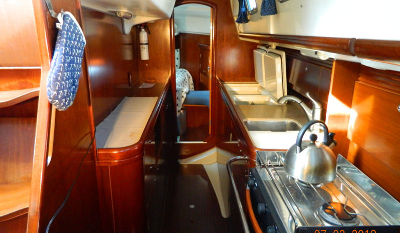 Beneteau Center Cockpit 42 full