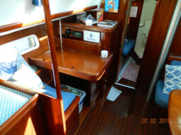 Beneteau Center Cockpit 42 full