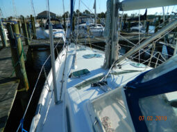 Beneteau Center Cockpit 42 full