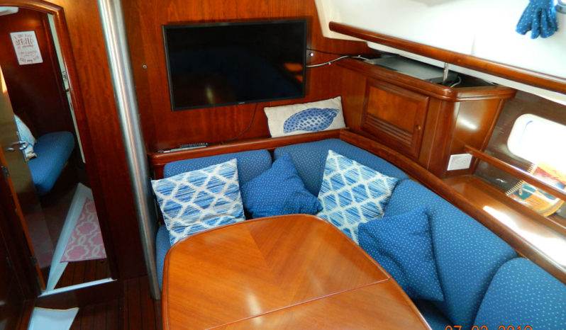 Beneteau Center Cockpit 42 full