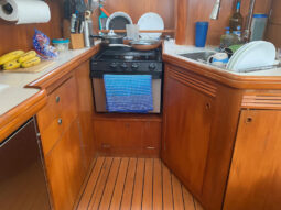 2004 Lagoon Power 43 full