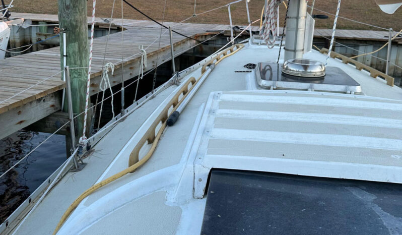 1978 Endeavour 32 Sloop full