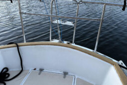 1978 Endeavour 32 Sloop full