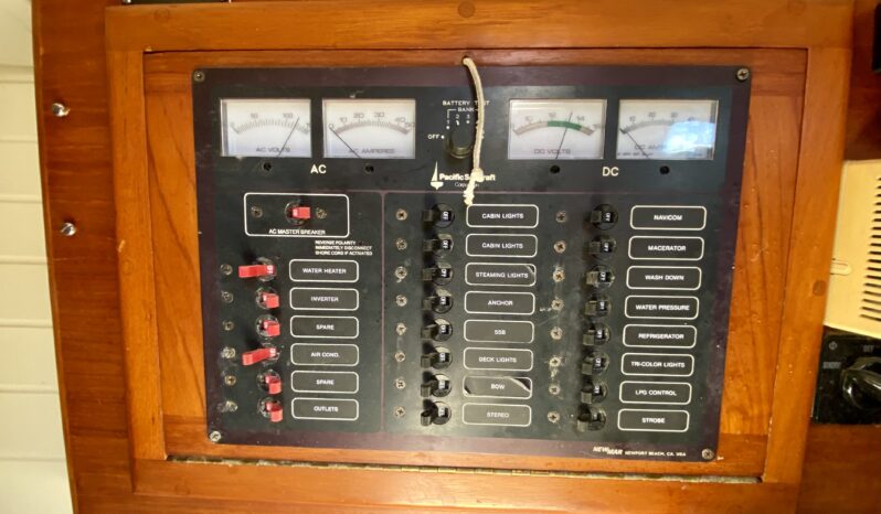 1998 Pacific Seacraft 37 full