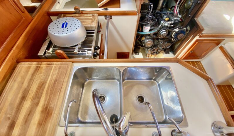 1998 Pacific Seacraft 37 full