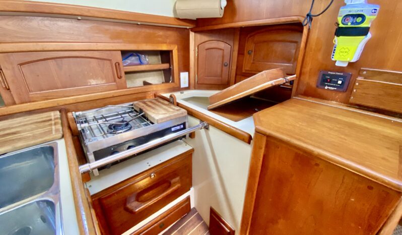 1998 Pacific Seacraft 37 full