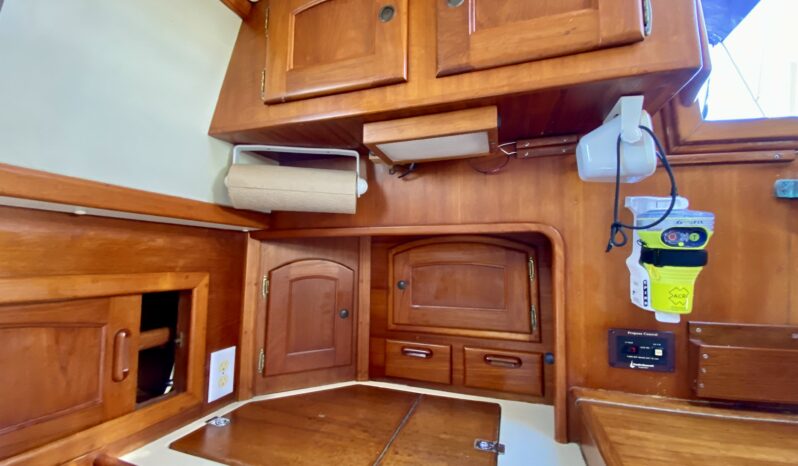 1998 Pacific Seacraft 37 full
