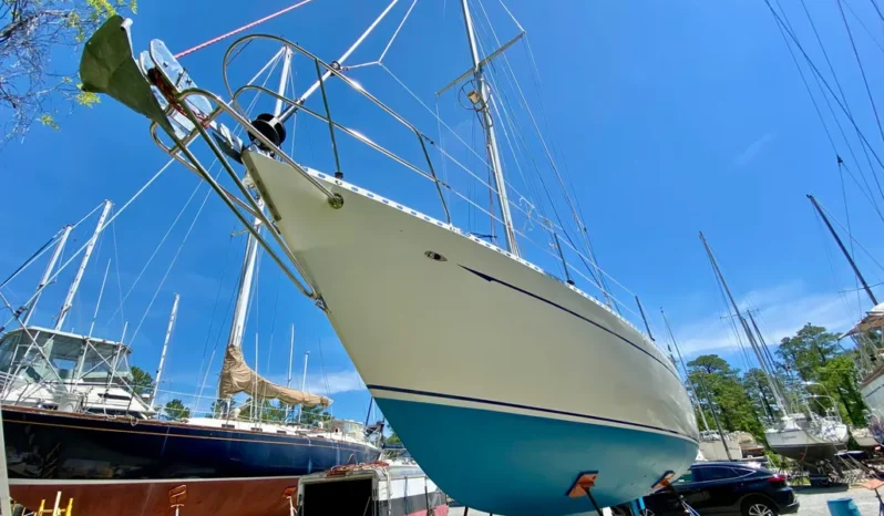 1979 Valiant 37 full