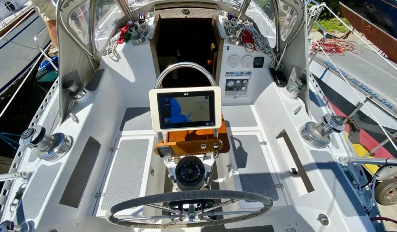 1979 Valiant 37 full