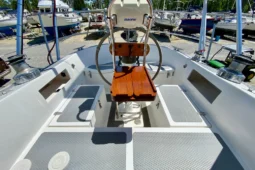 1979 Valiant 37 full