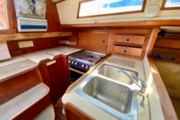 1979 Valiant 37 full