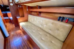 1979 Valiant 37 full