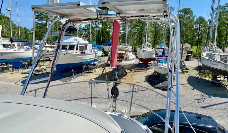 1979 Valiant 37 full