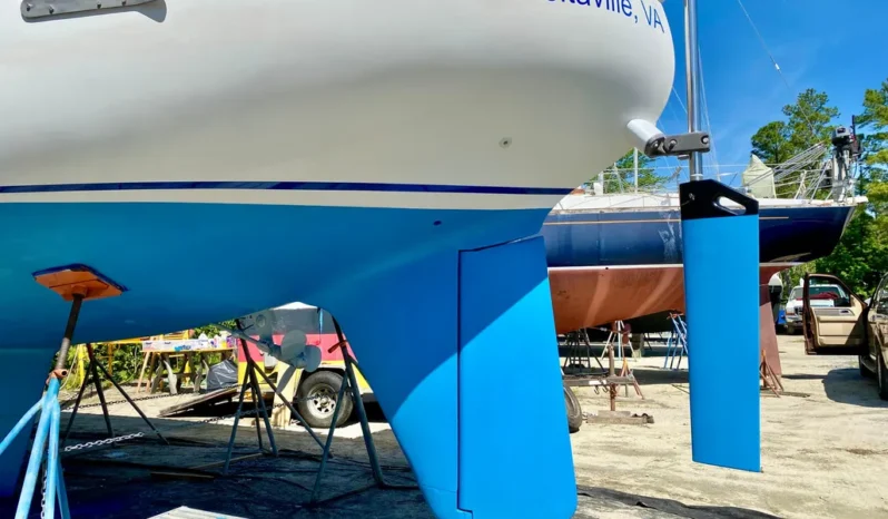 1979 Valiant 37 full