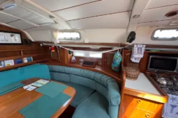 2000 Beneteau 411 full