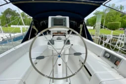 2008 Hunter 36-2 full