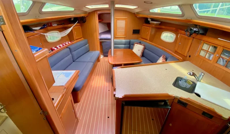 2008 Hunter 36-2 full