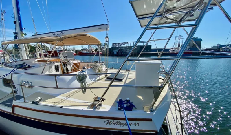 1980 Wellington 44 full