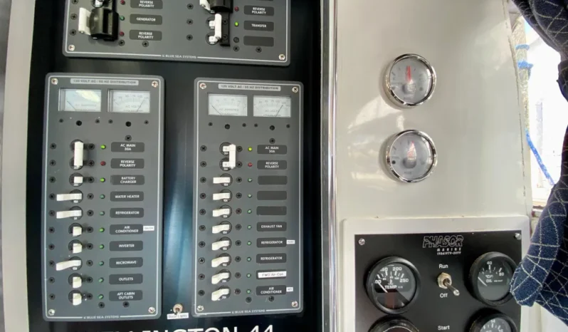 1980 Wellington 44 full