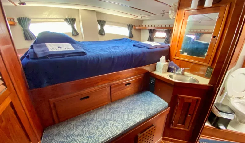 1980 Wellington 44 full