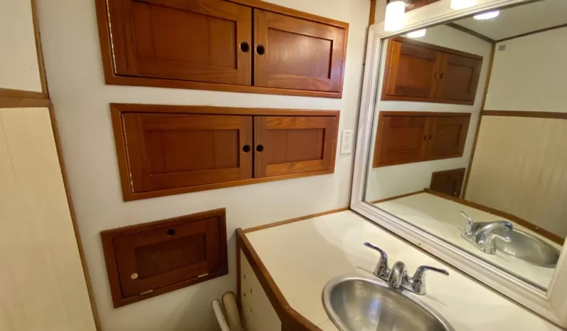 1980 Wellington 44 full