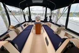 1989 Island Packet 35 full