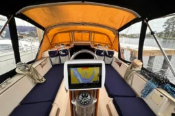 1989 Island Packet 35 full