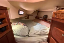 1989 Island Packet 35 full