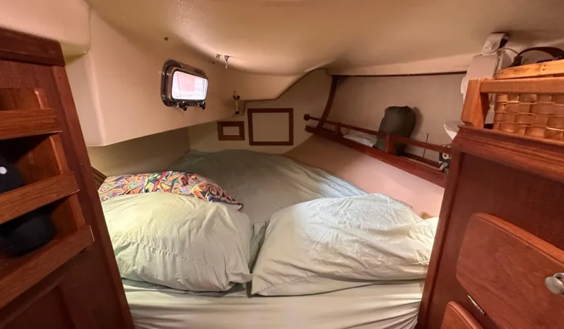 1989 Island Packet 35 full