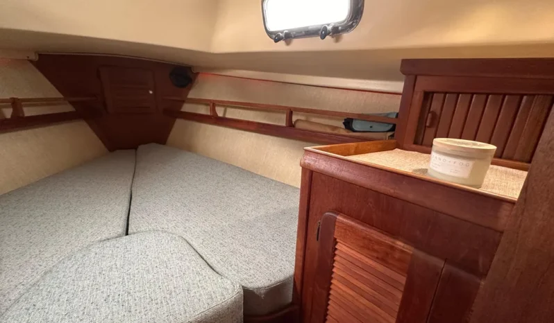 1989 Island Packet 35 full